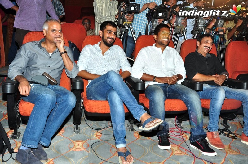 'Pelli Choopulu' Press Meet