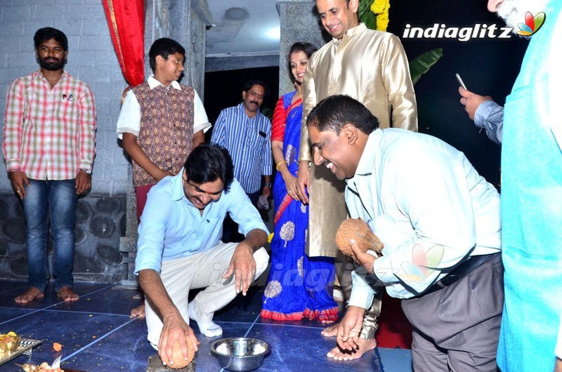 Pawan Kalyan @ Andhra Prabha Ganesh Pooja