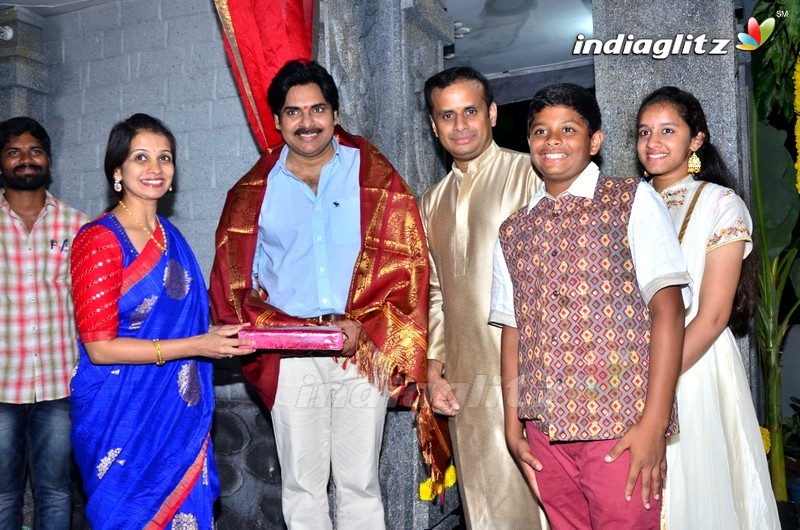 Pawan Kalyan @ Andhra Prabha Ganesh Pooja