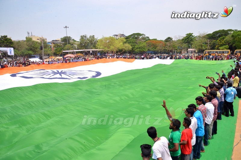 Pawan Kalyan Unfurls World's Largest Indian Flag At NTR Stadium