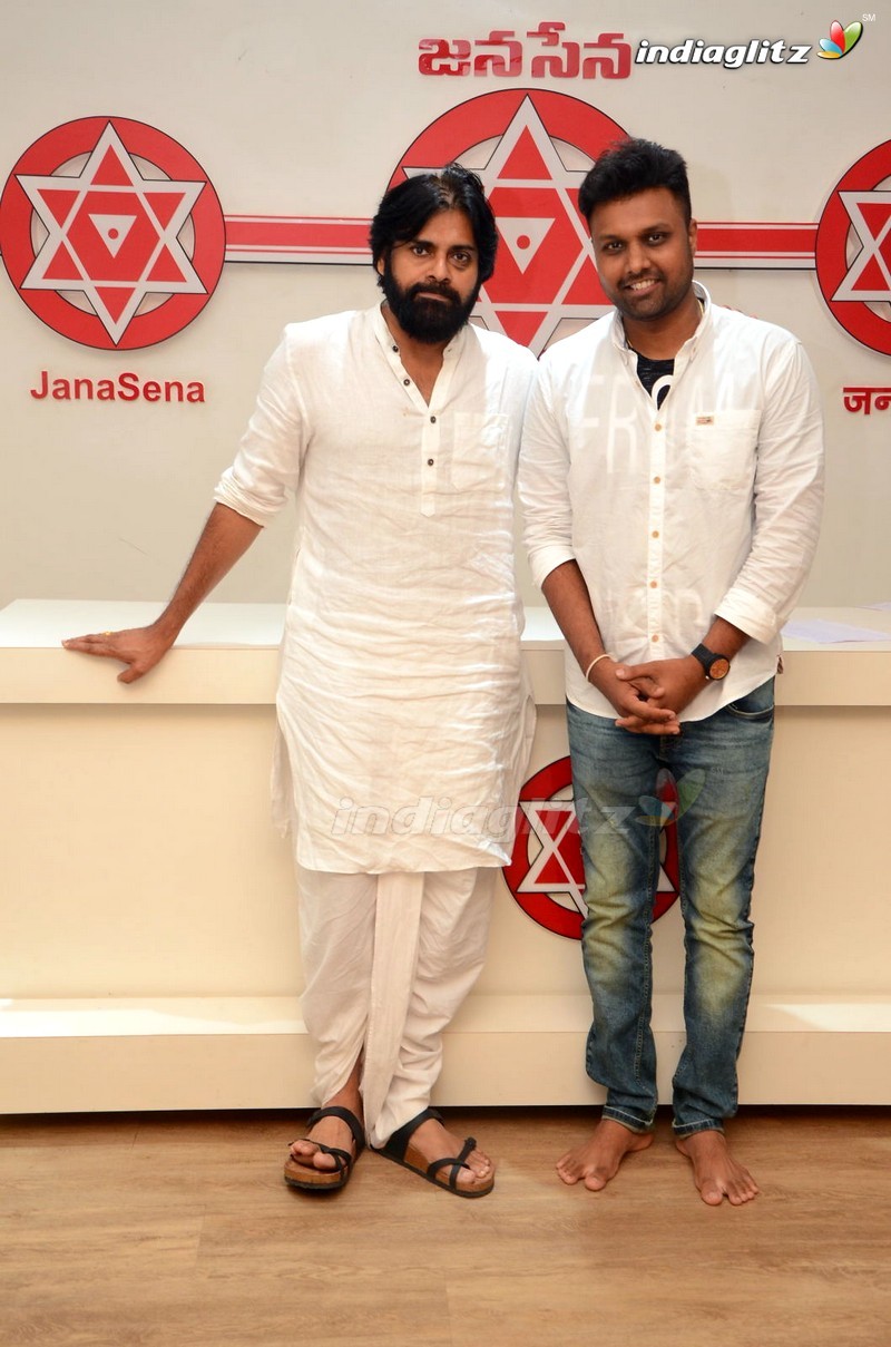 Pawan Kalyan Launches 'Yettaagayya Shiva' Song