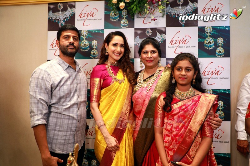 Pragya Jaiswal Inaugurates Hiya Designer Jewellery Showroom