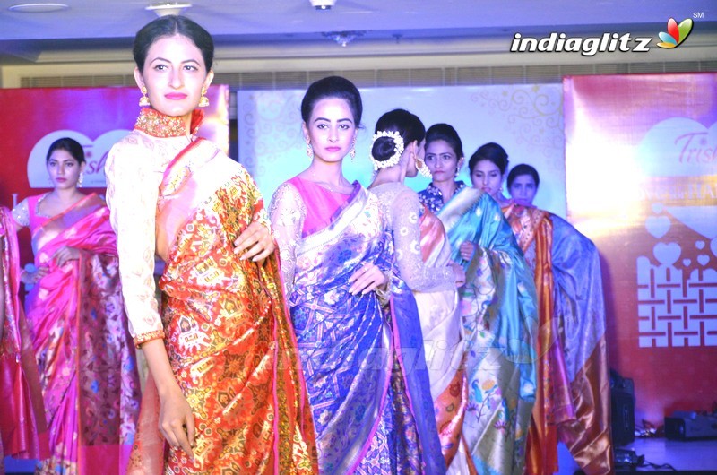 Celebs At Amrita Mishra's 'Love For Handloom' Collection Fashion Show