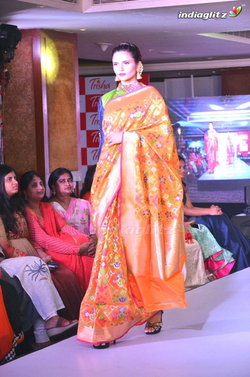 Celebs At Amrita Mishra's 'Love For Handloom' Collection Fashion Show