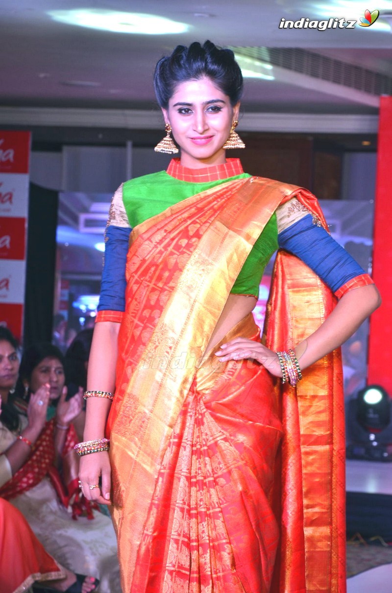 Celebs At Amrita Mishra's 'Love For Handloom' Collection Fashion Show