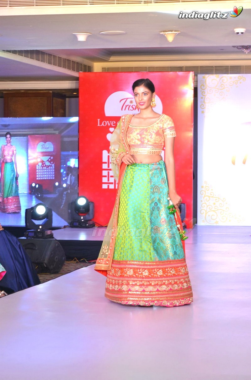 Celebs At Amrita Mishra's 'Love For Handloom' Collection Fashion Show