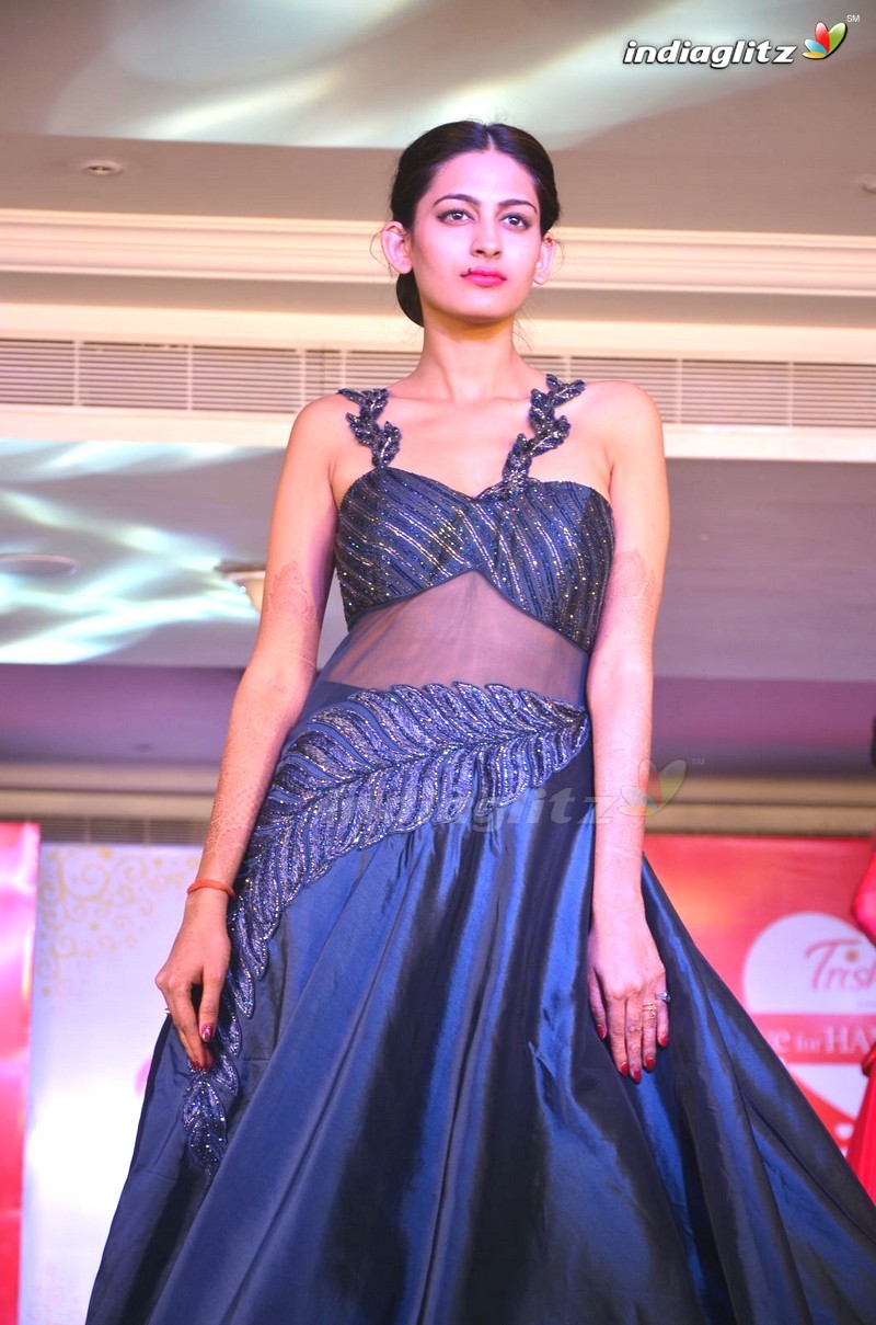 Celebs At Amrita Mishra's 'Love For Handloom' Collection Fashion Show