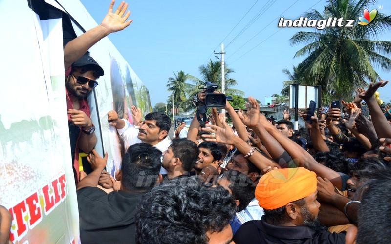 'Pratiroju Pandage' Team Promotions Tour