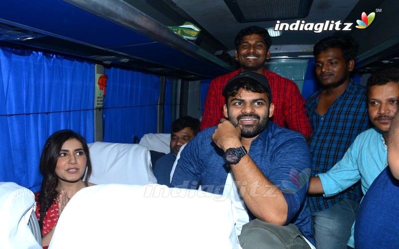 'Pratiroju Pandage' Team At Vijayawada