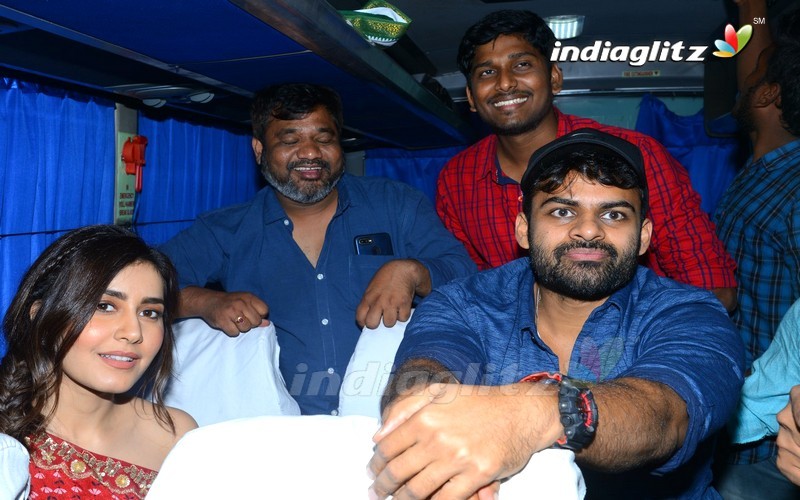 'Pratiroju Pandage' Team At Vijayawada