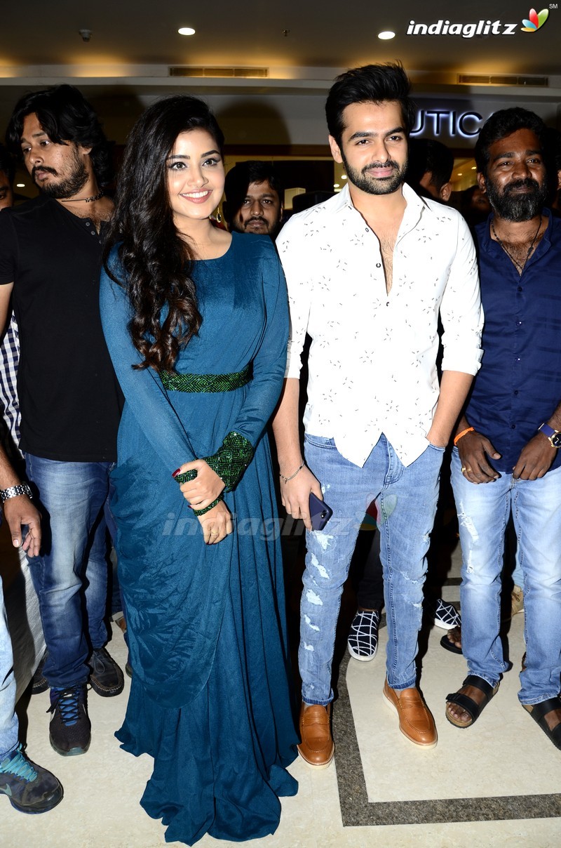 Ram & Anupama Parameshwaran @ Radio City Awards Trophy Unveiling Event