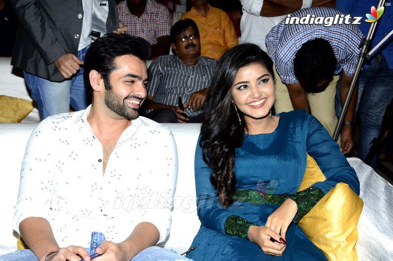 Ram & Anupama Parameshwaran @ Radio City Awards Trophy Unveiling Event