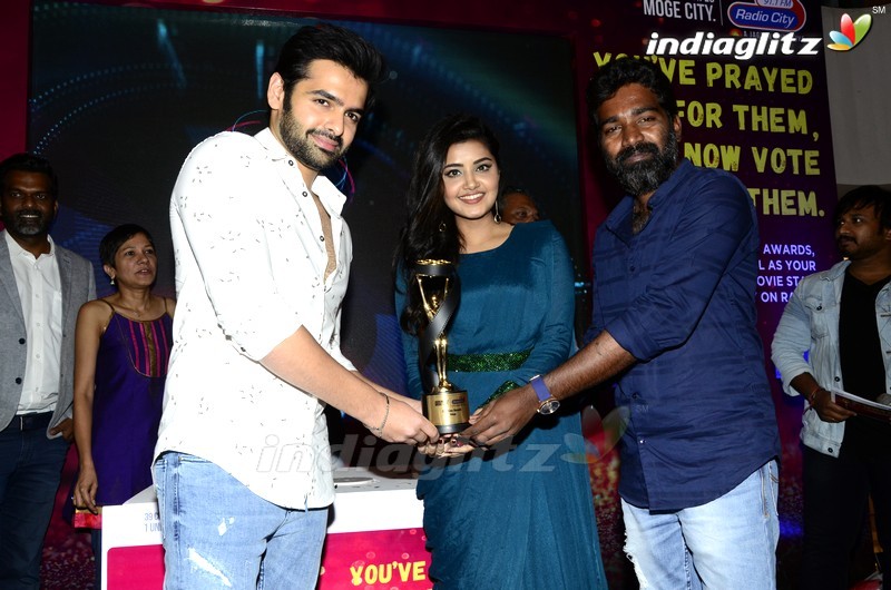 Ram & Anupama Parameshwaran @ Radio City Awards Trophy Unveiling Event