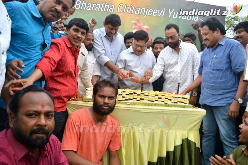 Ram Charan Birthday Celebrations @ Chiranjeevi Blood Bank