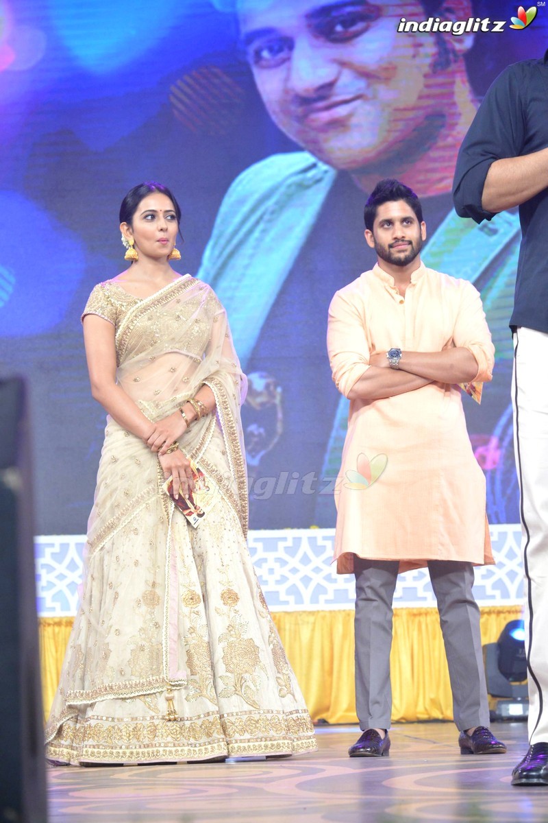 'Rarandoi Veduka Chuddam' Audio Launch