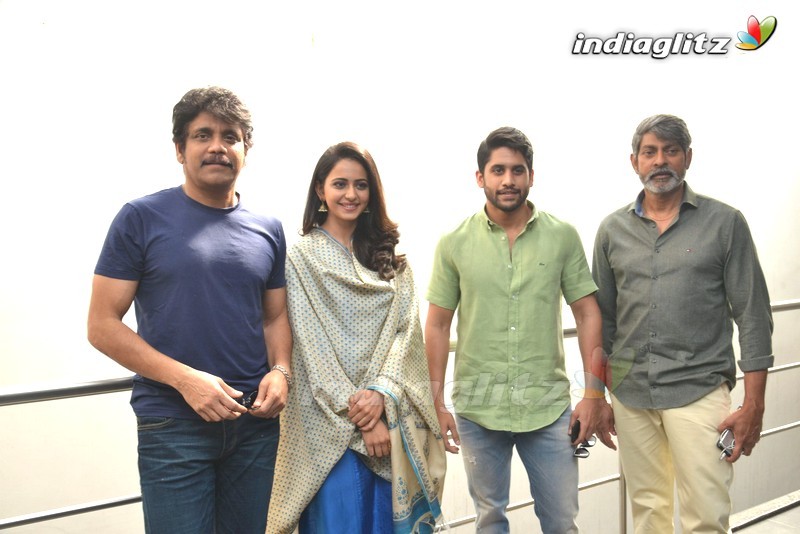 'Rarandoi Veduka Chudham' Press Meet