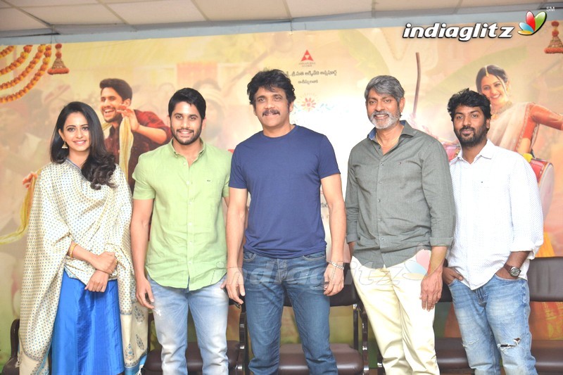 'Rarandoi Veduka Chudham' Press Meet