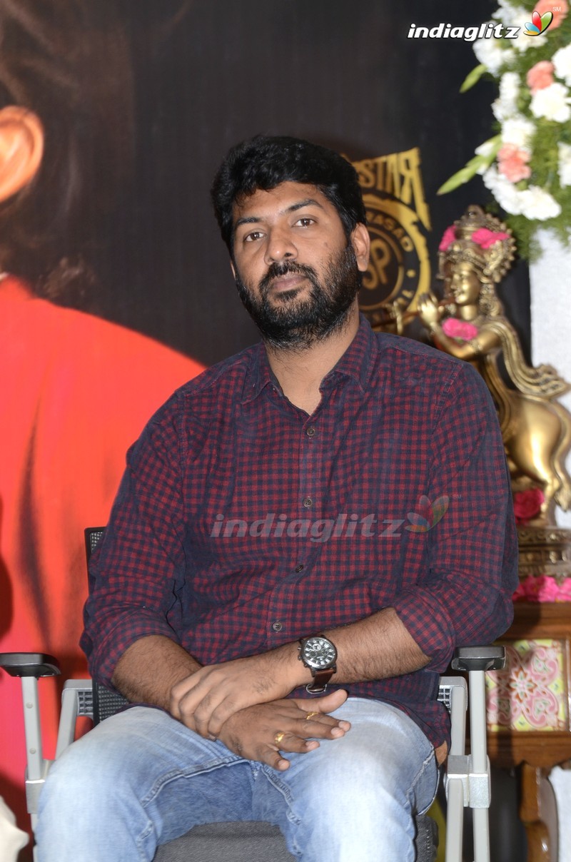 'Rarandoi Veduka Chudham' Success Meet