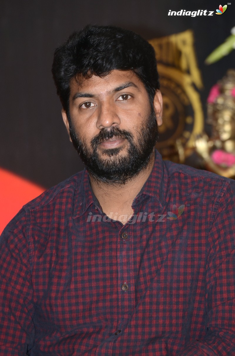 'Rarandoi Veduka Chudham' Success Meet