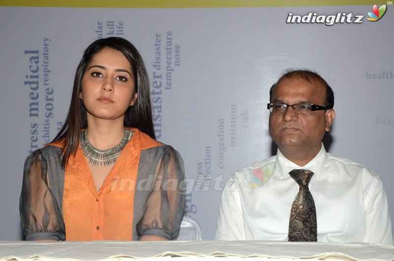 Rashi Khanna Partakes in anti-smoking campaign