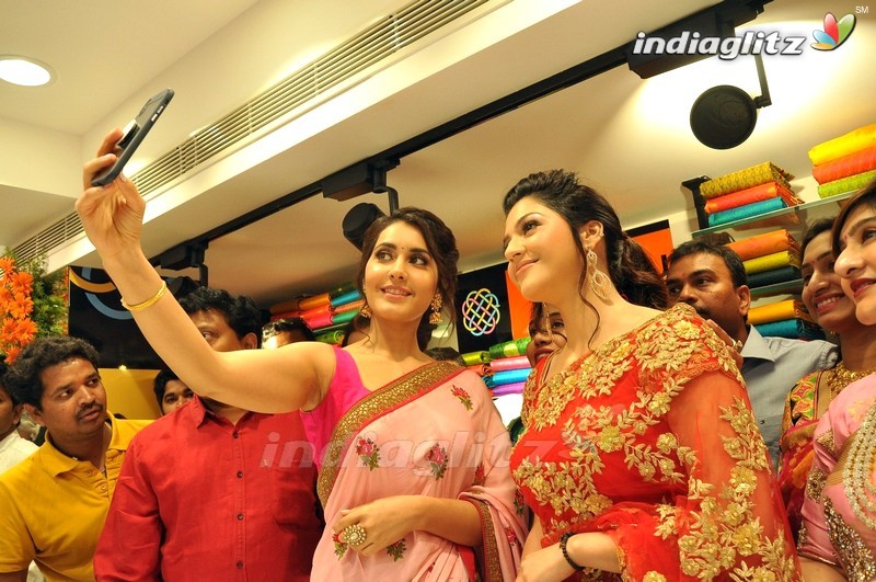 Rashi Khanna & Mehreen Launches KLM Fashion Mall