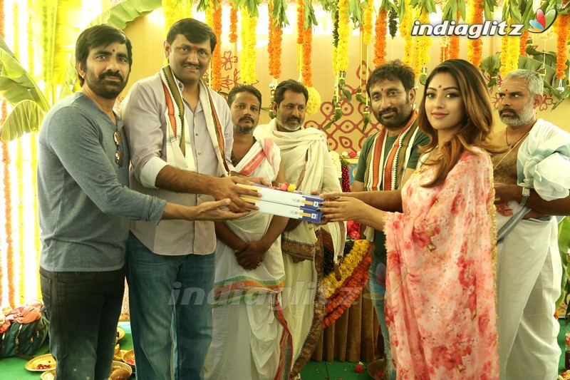 Ravi Teja, Sreenu Vytla's 'Amar Akbar Anthony' Launched