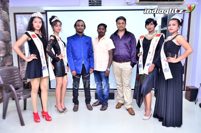 Reliance Jewels Mr & Miss India Winners Press Meet