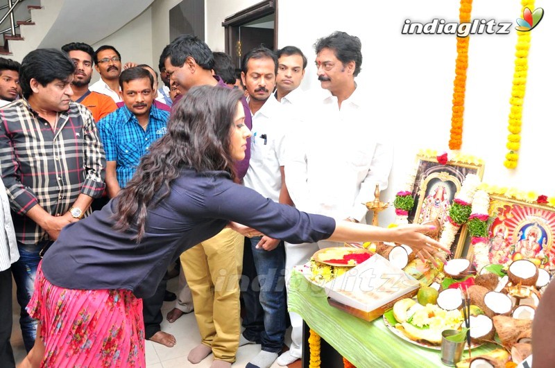 Rashmi Gautam New Movie Launch