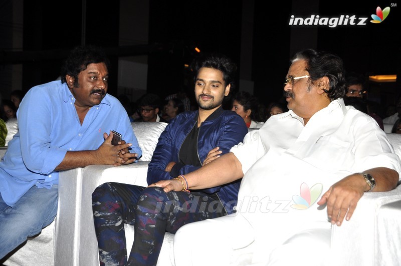 'Right Right' Audio Launch