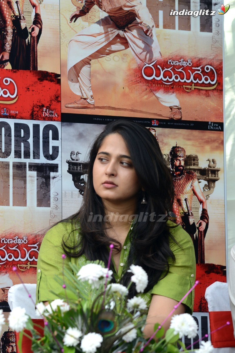 'Rudramadevi' Press Meet