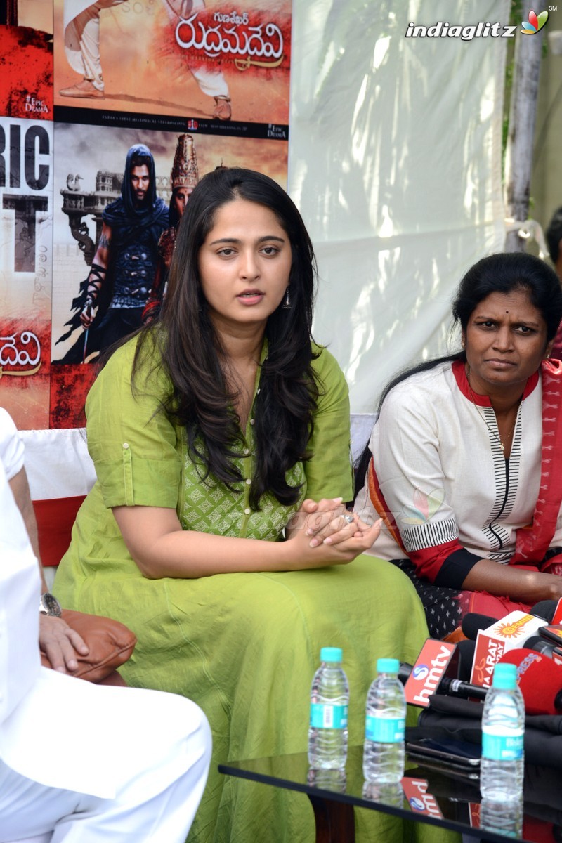 'Rudramadevi' Press Meet