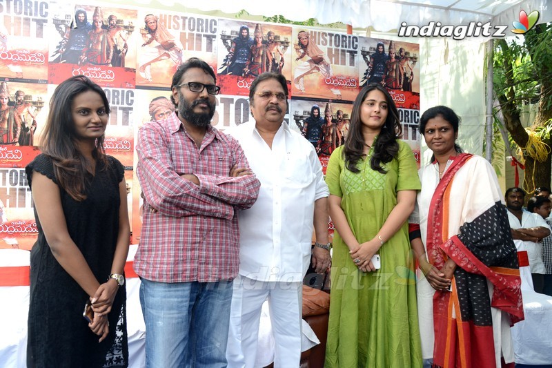 'Rudramadevi' Press Meet