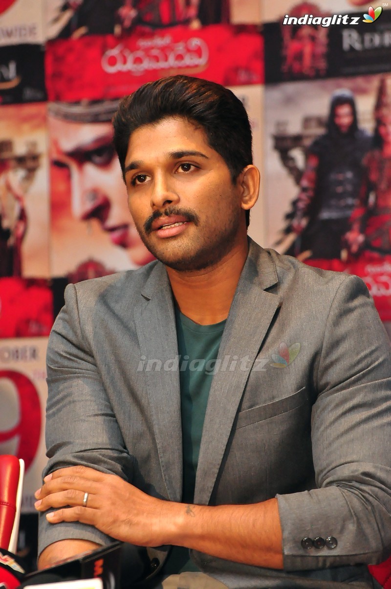 'Rudramadevi' Press Meet