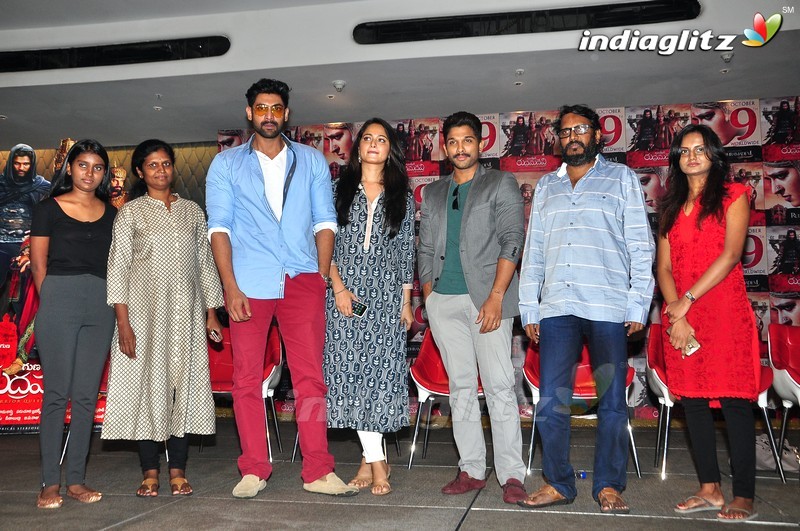 'Rudramadevi' Press Meet