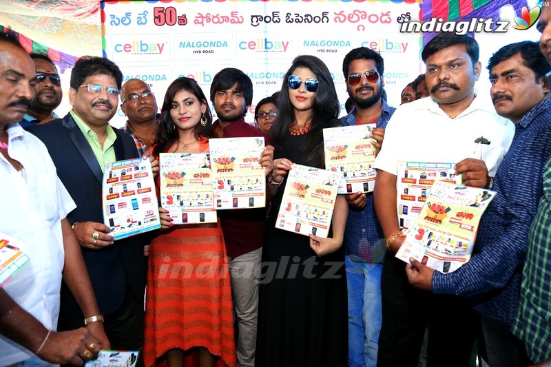 'Runam' Movie Team Launches Cellbay Shop At Nalgonda