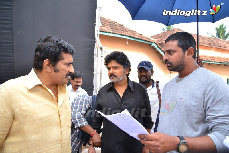 'RX 100' On Location