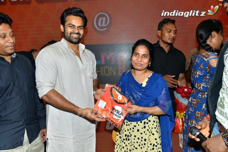 Sai Dharam Tej Launches SRH Jersey