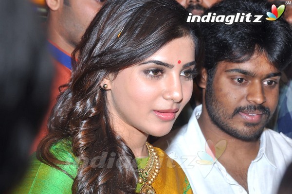 Samantha Traditional Look In Saree