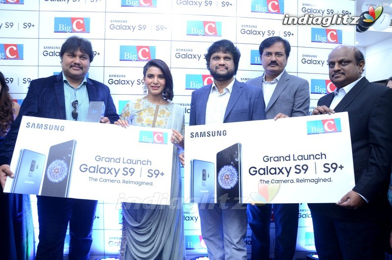 Samantha Launches Samsung S9 @ Bigc Kukatpally