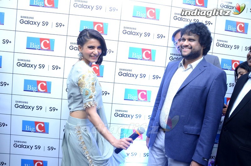 Samantha Launches Samsung S9 @ Bigc Kukatpally