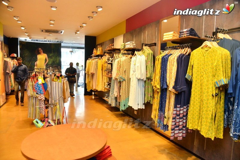 Samantha Launches AND Store @ Banjara Hills