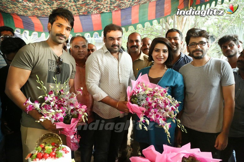 Samantha Birthday Celebrations On The Sets Of U-Turn