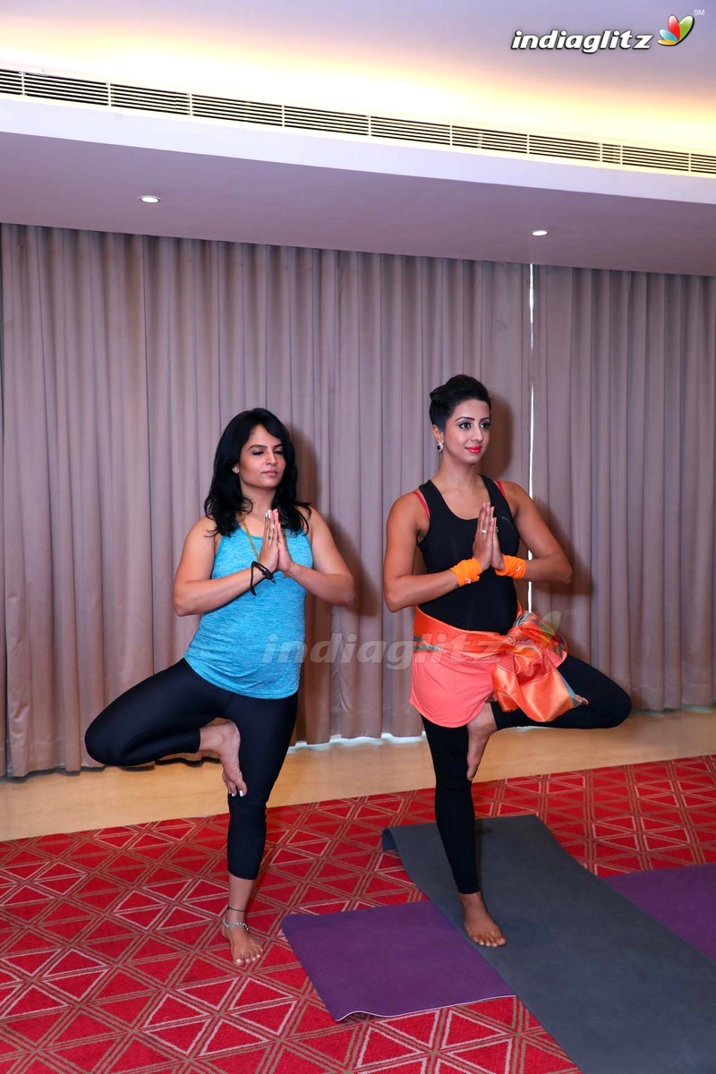 Sanjana Galrani Yoga Session At Mercure Hyderabad KCP