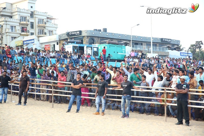 'Sarainodu' Audio Success Meet @ Vizag (Set-1)