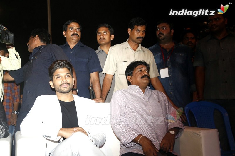 'Sarainodu' Audio Success Meet @ Vizag (Set-1)