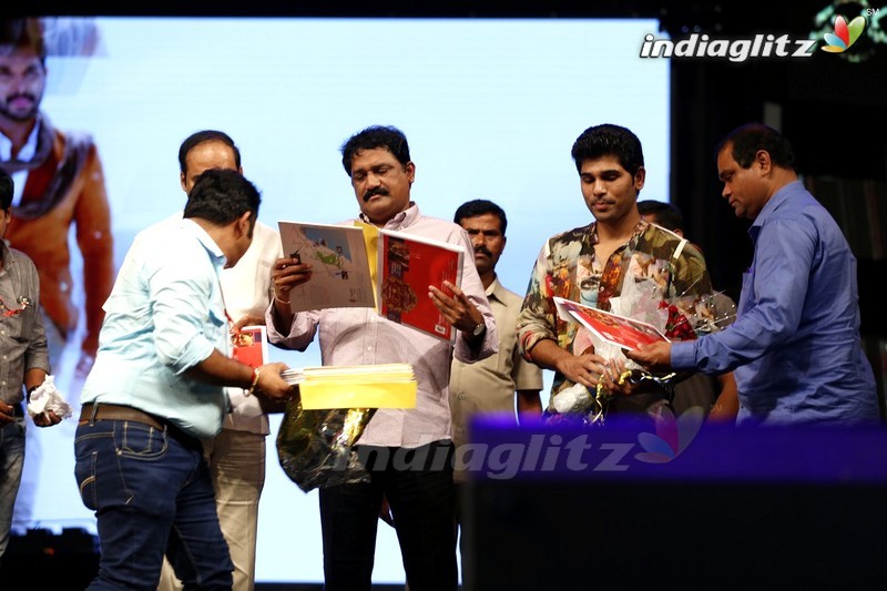 'Sarainodu' Audio Success Meet @ Vizag (Set-2)