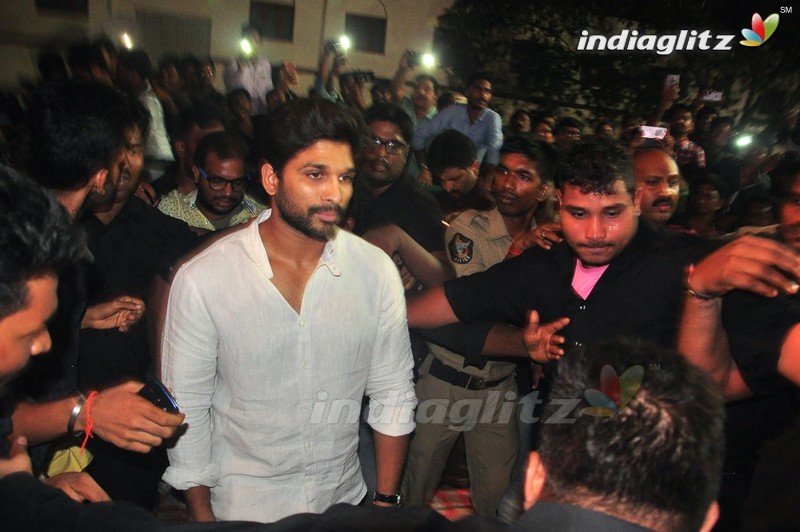 'Sarrainodu' Success Celebrations @ Vijayawada (Set-2)