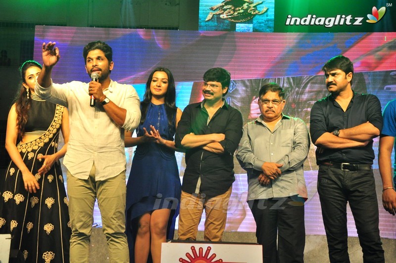 'Sarrainodu' Success Celebrations @ Vijayawada (Set-2)