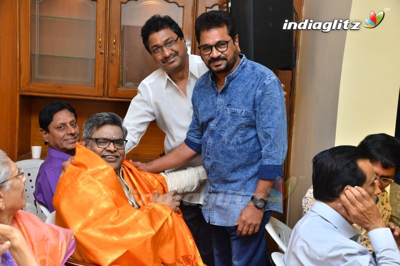 Sirivennela Felicitated At K Viswanath's Athmeeya Abhinandana Sabha