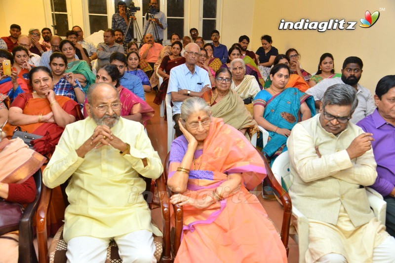 Sirivennela Felicitated At K Viswanath's Athmeeya Abhinandana Sabha